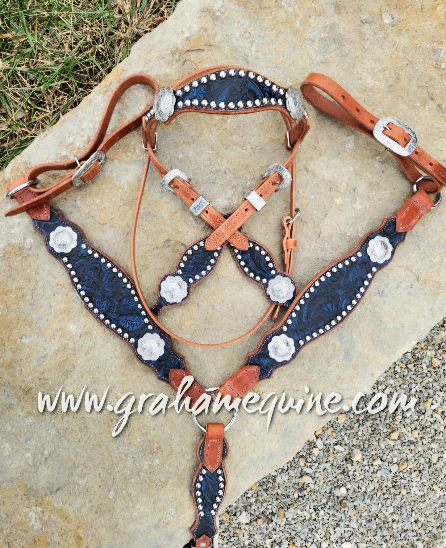 Navy "Working Chic" Tack Set