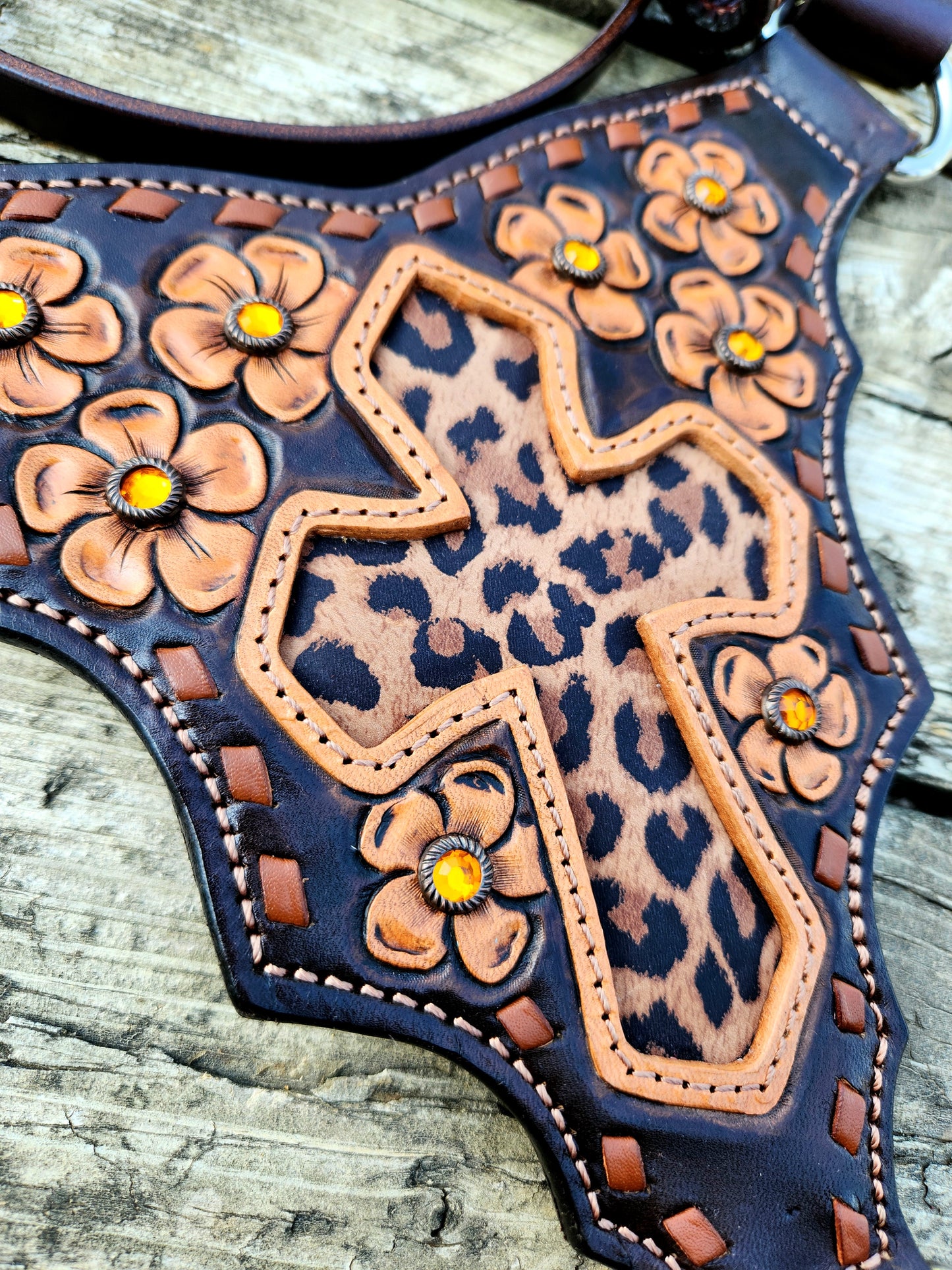 Cheetah & Cross Tack Set