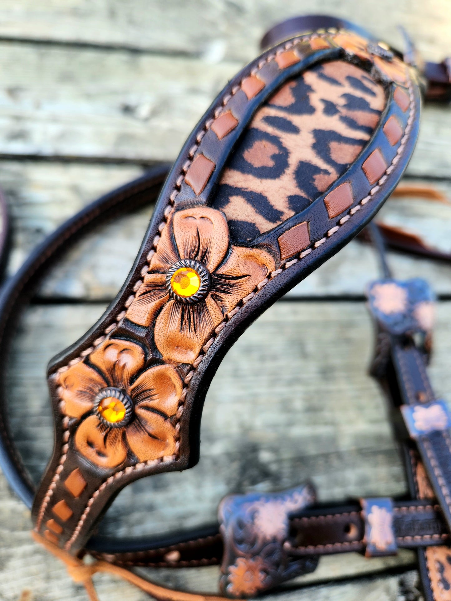 Cheetah & Cross Tack Set