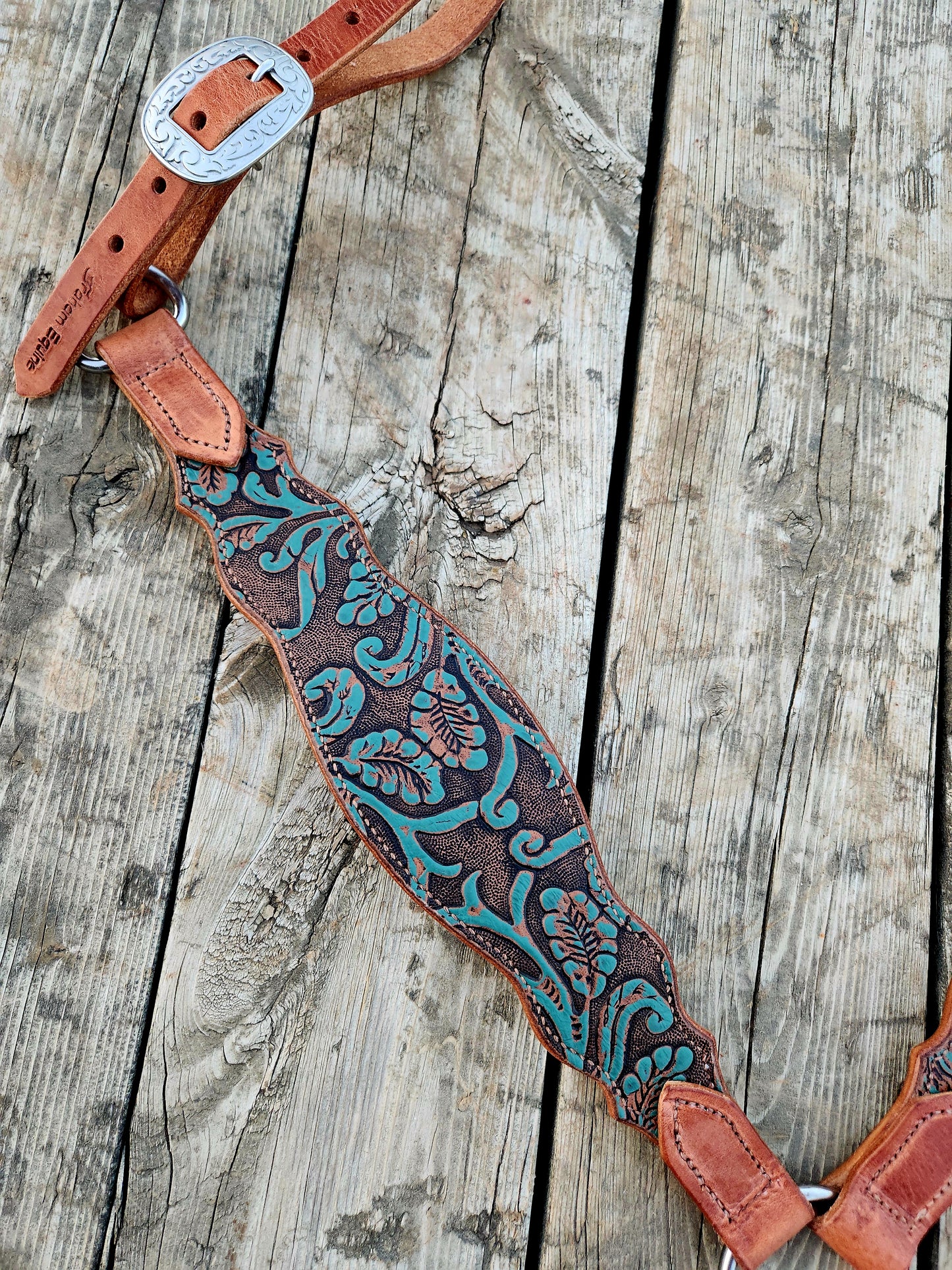 Turquoise Floral Breastcollar