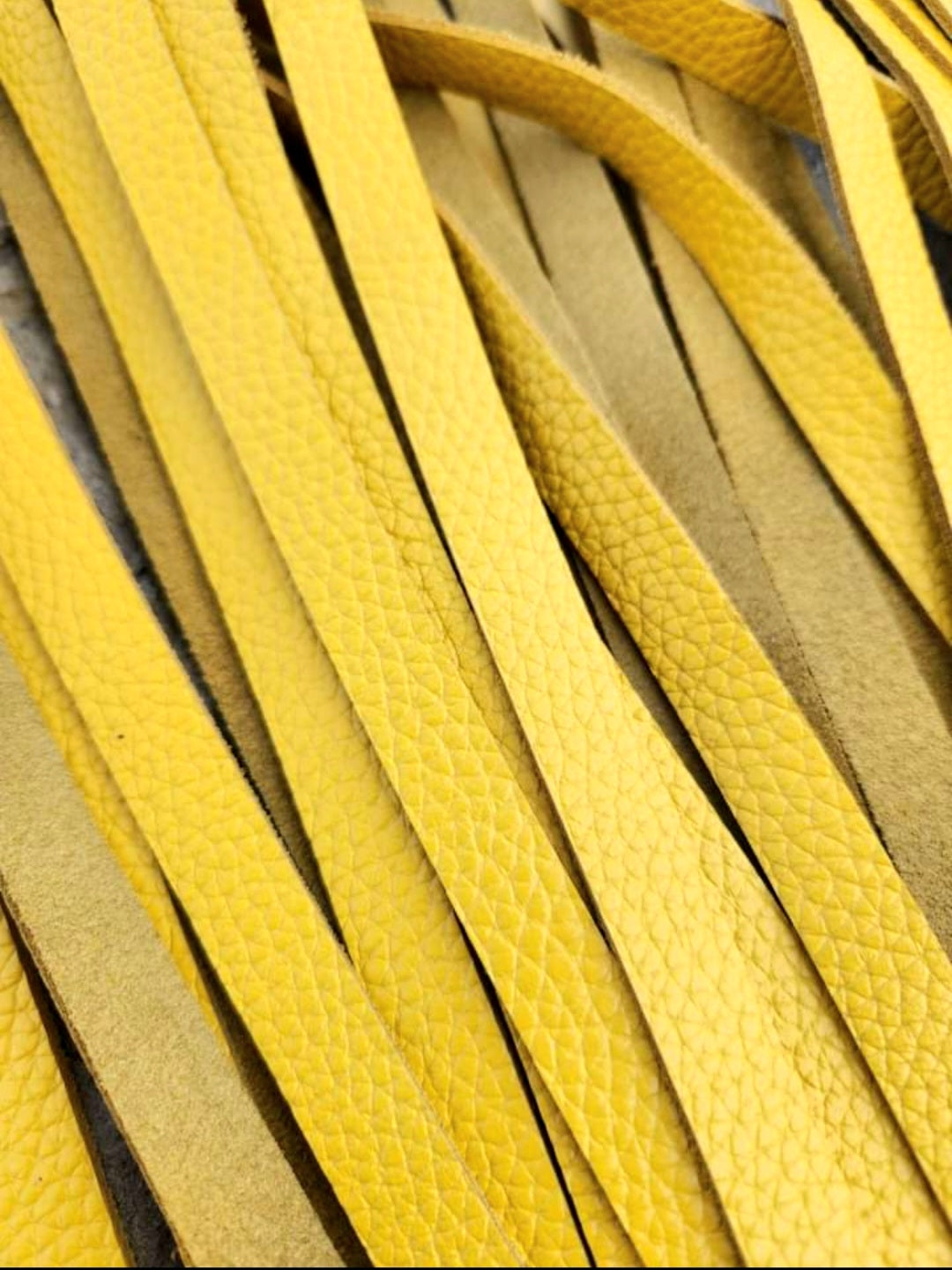 Yellow Chap Leather Strings