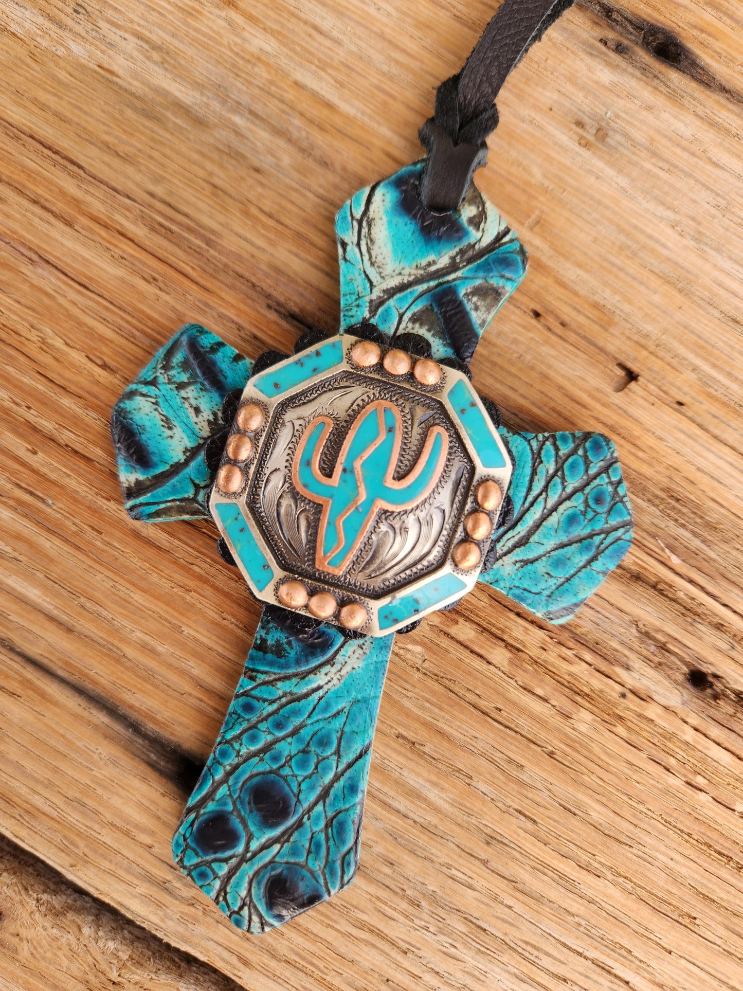 Turquoise Saddle Cross Cactus
