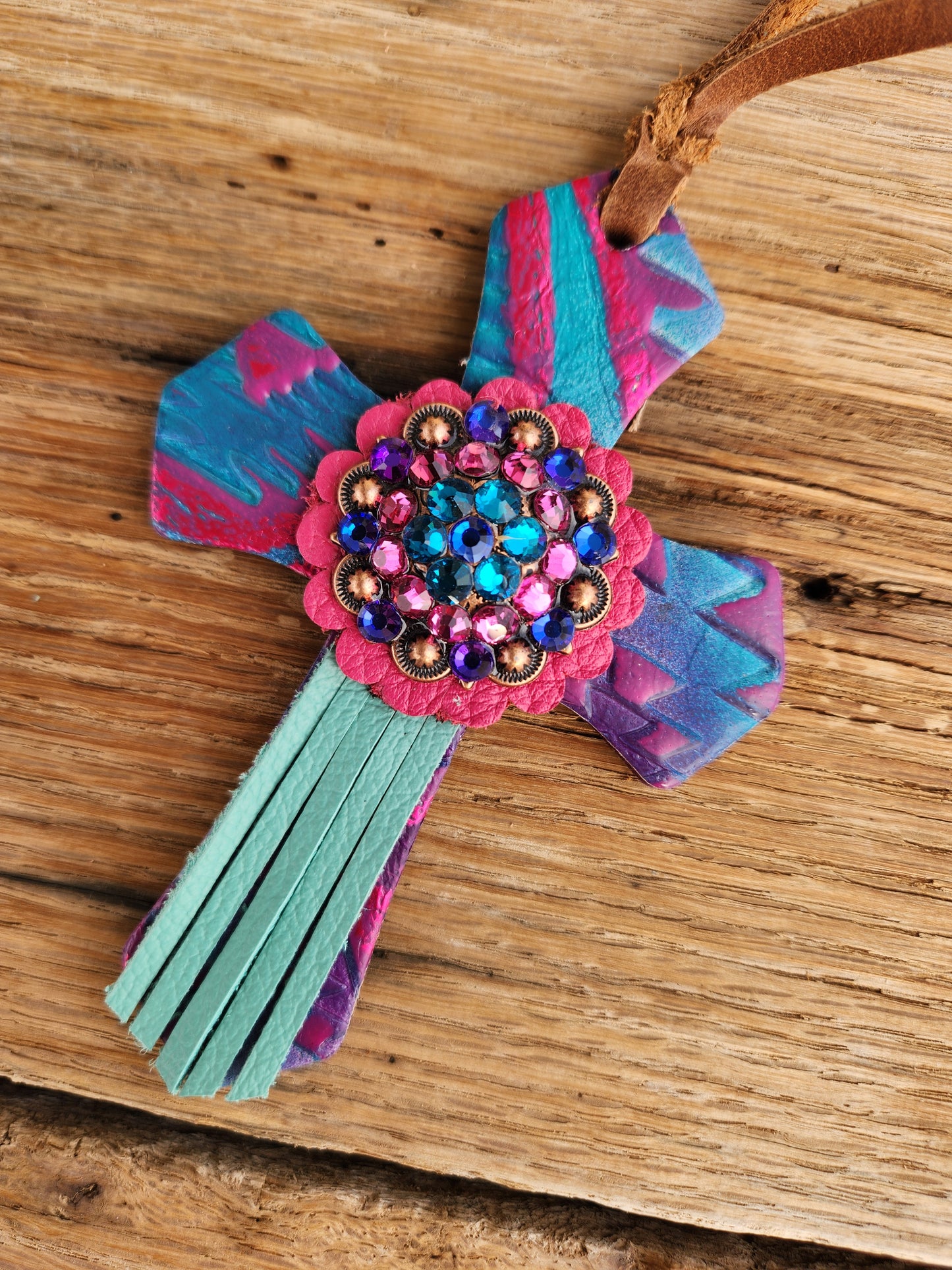 Purple Rio Cross, Fringe